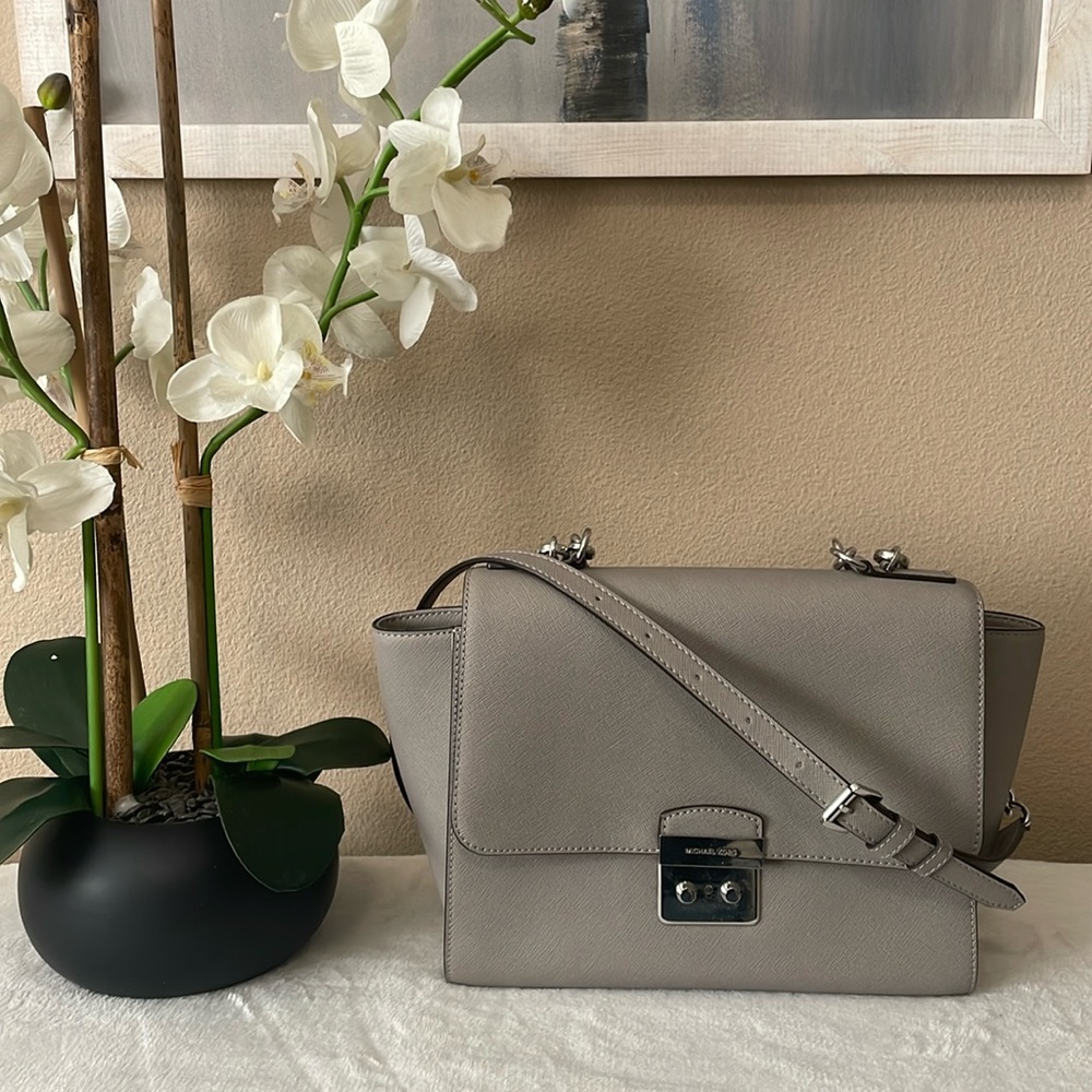 - Michael Kors light grey shoulder, crossbody handbag